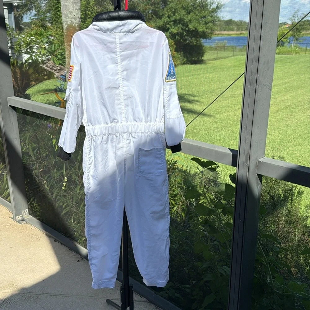 Astronaut costume dress up Halloween size 4-6 tall - no hat